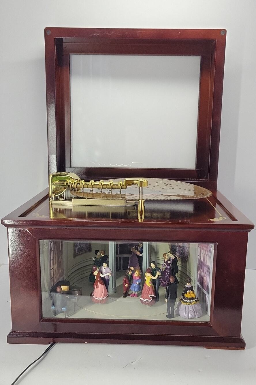 Mr Christmas Crosley 19th Century Ballroom Dancers Music Box 1 Disc Working